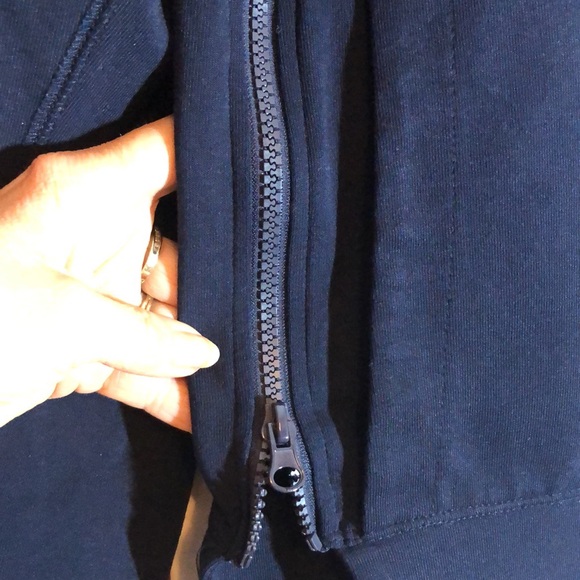 Fichette Sweatshirt Navy Front Pockets Side Zip SZ L - Picture 2 of 8